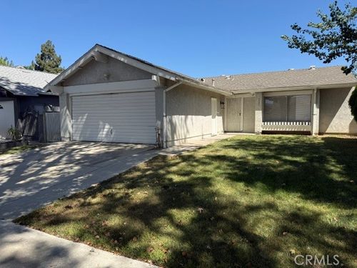3427 Delilah St, Simi Valley, CA, 93063-2719 | Card Image