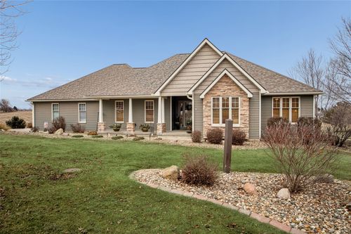 1539 239th St, State Center, IA, 50247-9601 | Card Image