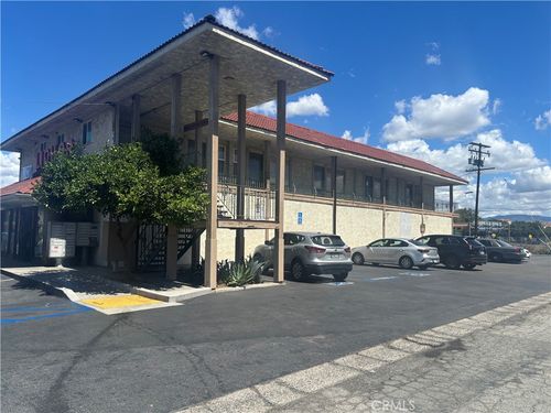151 N Tustin, Tustin, CA, 92780 | Card Image