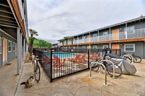 apt-102-2401 Manor Rd, Austin, TX, 78722-2012 | Card Image