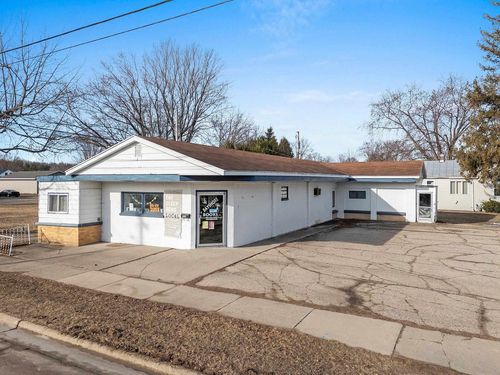 302 Collins Avenue, Oconto, WI, 54153 | Card Image