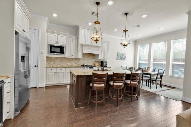 15 Forest Ravine Dr, Townhouse with 3 bedrooms, 3 bathrooms and 2 parking in Tomball TX | Image 11