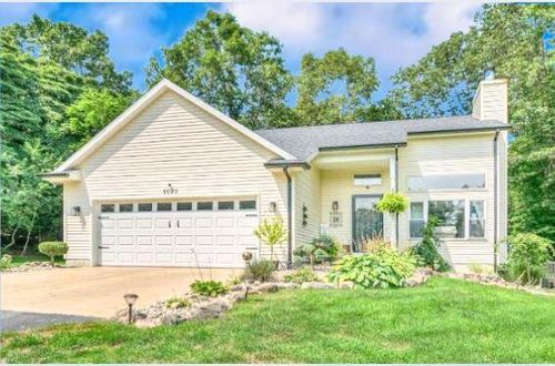 5020 Roundtree Dr, Middleville, MI, 49333-8907 | Card Image