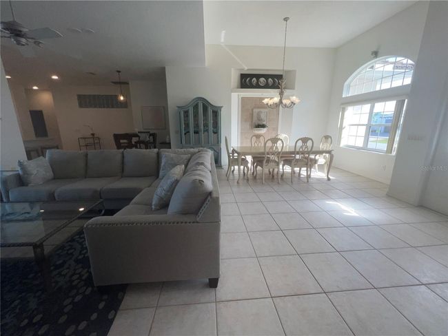 5011 Key Largo Dr, House other with 3 bedrooms, 2 bathrooms and null parking in PUNTA GORDA FL | Image 6