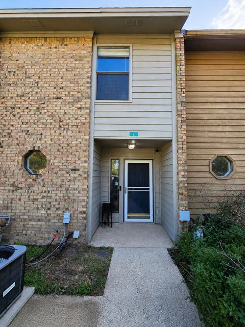 unit-e-11 Poulton Dr Nw, Fort Walton Beach, FL, 32548-4535 | Card Image