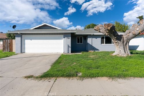 6665 Cali Ave, Winton, CA, 95388-8002 | Card Image