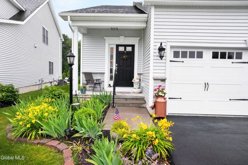 16 Joshua Place, Bethlehem, NY, 12077 | Card Image