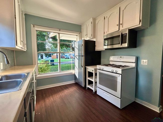 2400 Holmes Rd, House other with 2 bedrooms, 1 bathrooms and null parking in Marshall TX | Image 9