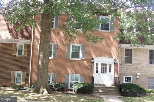762102-762 Quince Orchard Blvd, GAITHERSBURG, MD, 20878-1524 | Card Image