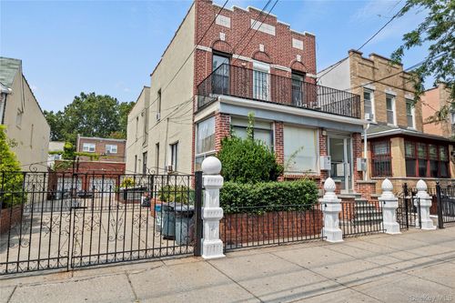 2f-32-60 43rd St, Astoria, NY, 11103-2745 | Card Image