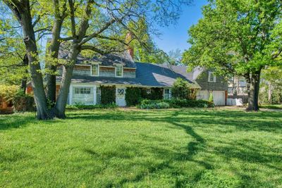 View of front of home featuring a front yard | Image 2