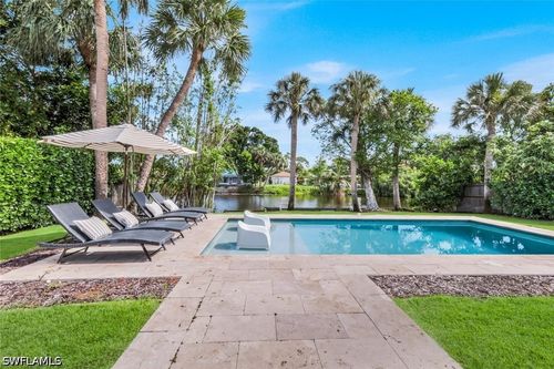 841 107th Ave N, Naples, FL, 34108-1860 | Card Image