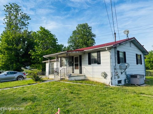 208 Leach Ave, Rocky Top, TN, 37769-2601 | Card Image