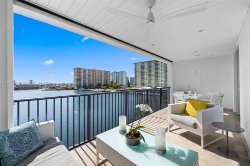 apt-1608-17100 N Bay Rd, Sunny Isles Beach, FL, 33160-3459 | Card Image