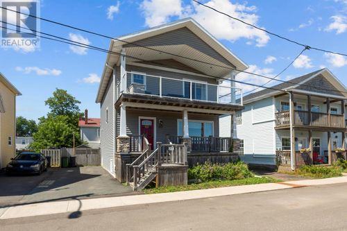 263 King St, Charlottetown, PE, C1A1C4 | Card Image