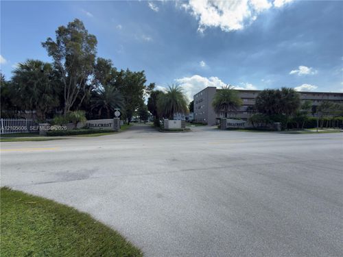 205-1201 Hillcrest Ct, Hollywood, FL, 33021-7832 | Card Image
