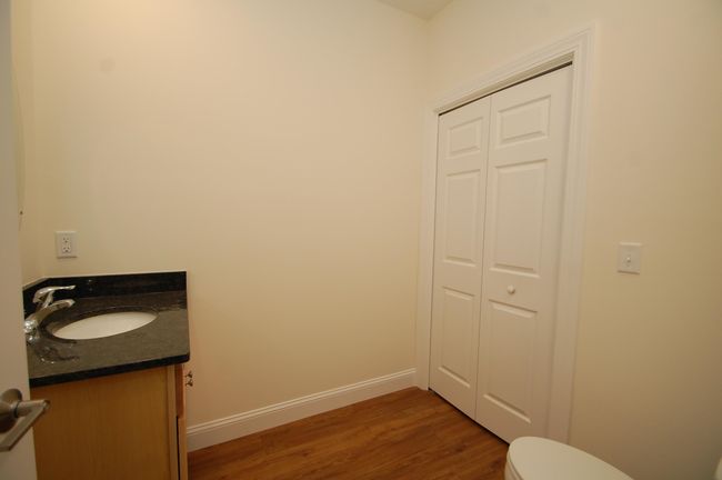 9D - 8 Chesterfield Lane, Condo with 2 bedrooms, 3 bathrooms and null parking in Londonderry NH | Image 13