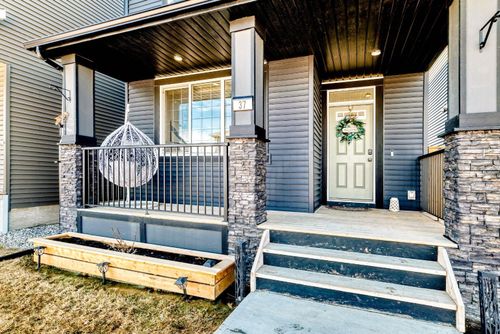 37 Legacy Glen Pt Se, Calgary, AB, T2X4T2 | Card Image
