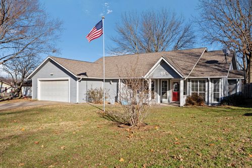 827 Apple Dr, Grove, OK, 74344-3809 | Card Image