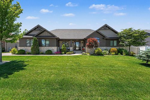 915 Betty Ln, Crown Point, IN, 46307-0149 | Card Image