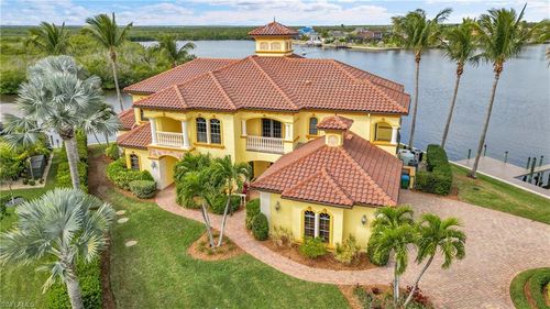 879 W Cape Estates Cir, CAPE CORAL, FL, 33993-9158 | Card Image