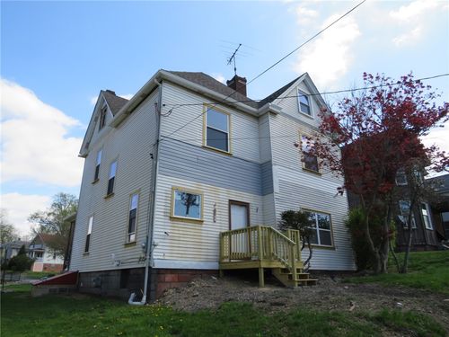 1250 Summerlea Ave, Washington, PA, 15301-2027 | Card Image