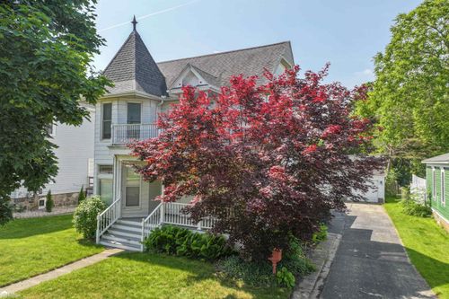 320 E Main St, Flushing, MI, 48433-2028 | Card Image