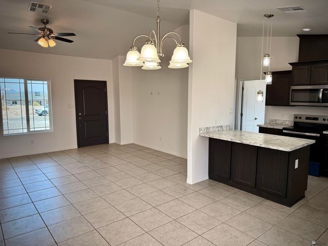 10849 Concho Dr, House other with 3 bedrooms, 2 bathrooms and 2 parking in Wellton AZ | Image 7