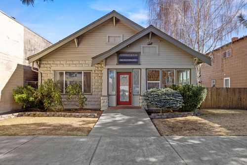 514 Walnut Ave, Klamath Falls, OR, 97601-6155 | Card Image