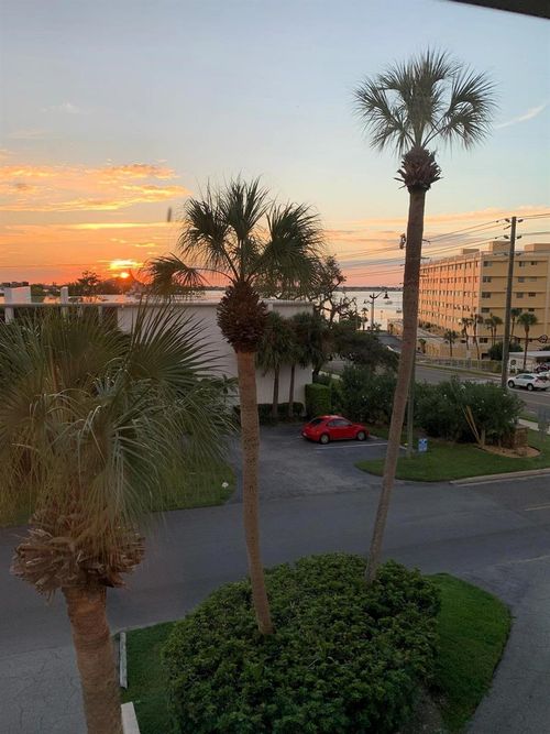 202-55 Harbor View Ln, BELLEAIR BLUFFS, FL, 33770-2646 | Card Image