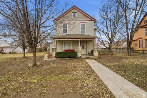 215 W 3rd St, Junction City, KS, 66441-3034 | Card Image