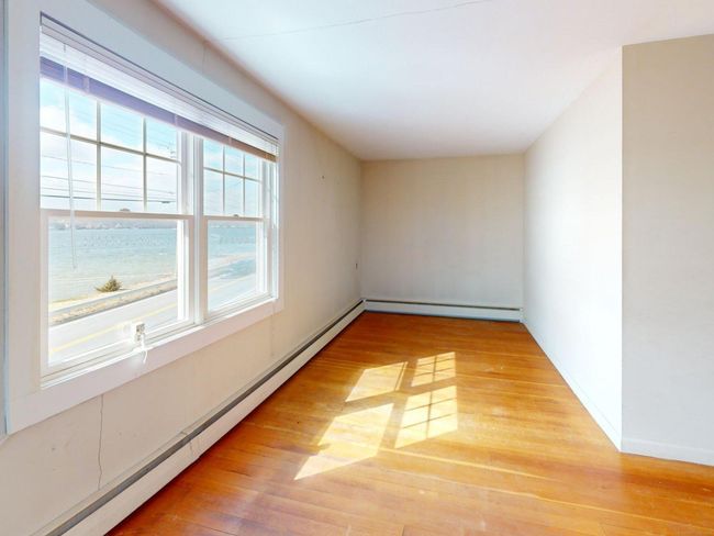 101 Niantic River Rd, House other with 4 bedrooms, 2 bathrooms and 3 parking in Waterford CT | Image 5