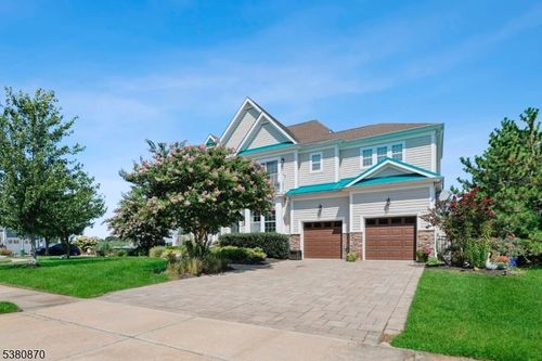 125 Northeast Dr, Brick, NJ, 08724-4742 | Card Image
