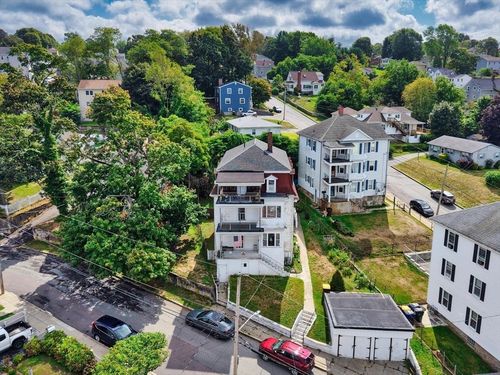 177 Crescent St, Fall River, MA, 02720-4259 | Card Image