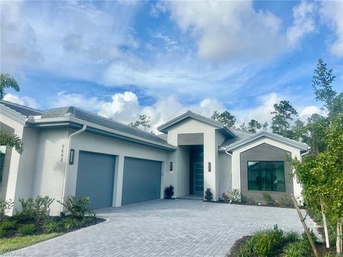 9692 Moonflower Ln, NAPLES, FL, 34114-2984 | Card Image