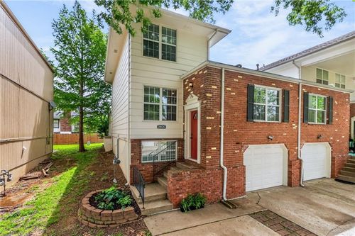 2820 Nw 5th St, Blue Springs, MO, 64014-1112 | Card Image