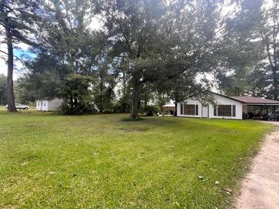 28080 Mc Arthur St, House other with 2 bedrooms, 1 bathrooms and null parking in Livingston LA | Image 2