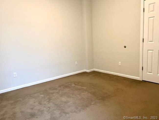 APT-103 - 467 Glenbrook Rd, Home with 1 bedrooms, 1 bathrooms and 1 parking in Stamford CT | Image 12