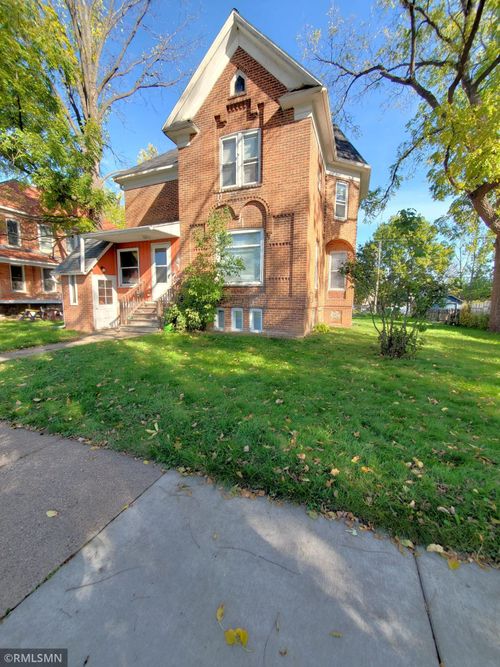 2-210 N Fremont St, River Falls, WI, 54022-2181 | Card Image