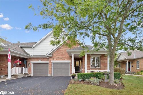 11 Magnolia Lane, Guelph, ON, N1G4X7 | Card Image
