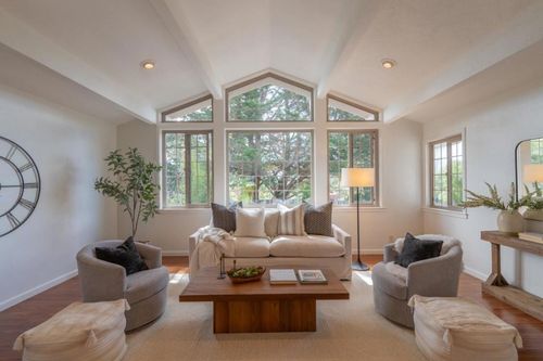 1 El Caminito Del Sur, Monterey, CA, 93940-2512 | Card Image