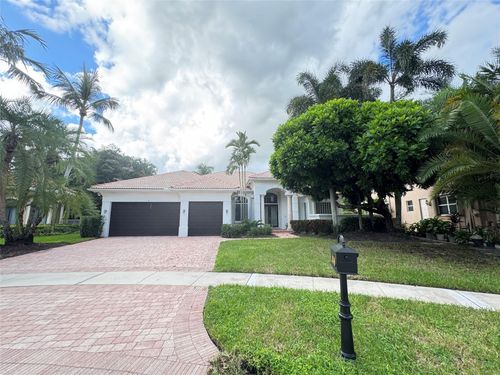 11165 Whitehawk St, Plantation, FL, 33324-2175 | Card Image