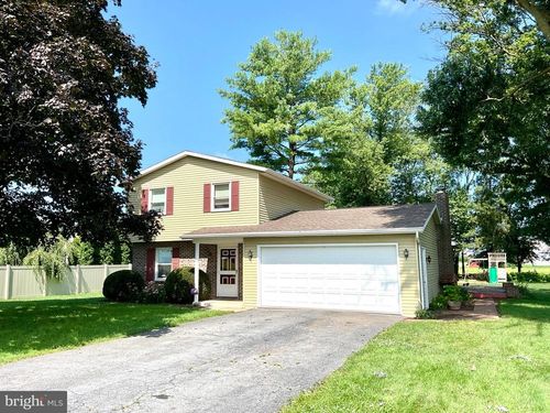 9 Buch Mill Rd, LITITZ, PA, 17543-9189 | Card Image