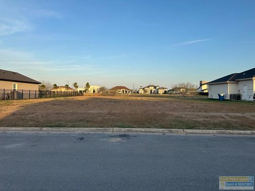 2-124 Canteros Dr, Rancho Viejo, TX, 78575-2005 | Card Image