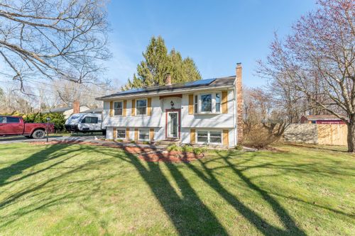 18 Highland Street Ext, Moosup, CT, 06354-1006 | Card Image
