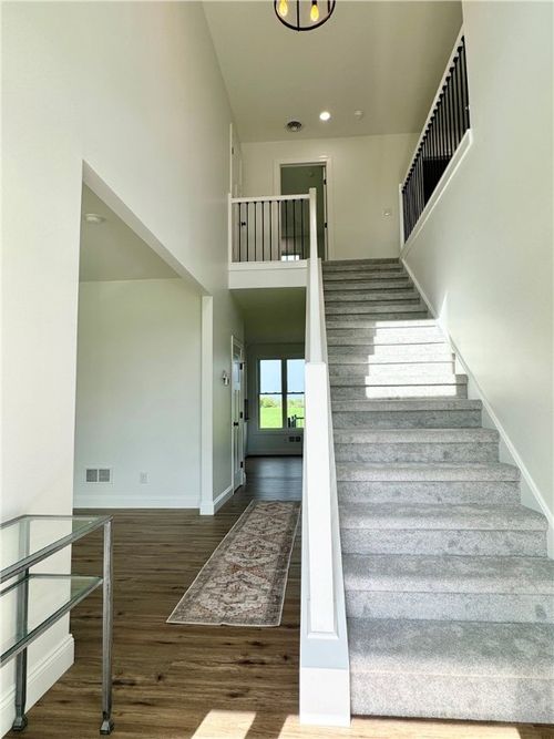 4 Brookwood Hills Dr, Horseheads, NY, 14845 | Card Image