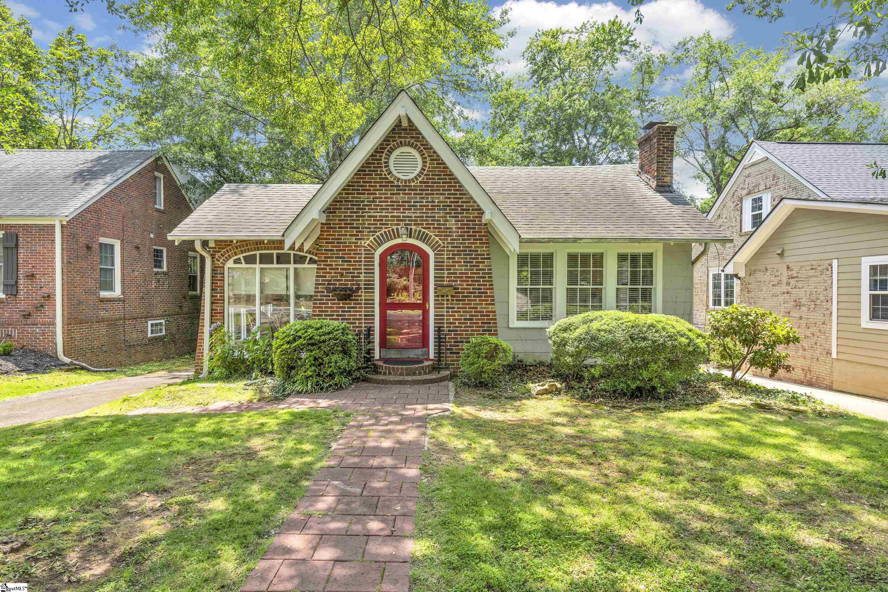 Ponce DE Leon Dr, Greenville, SC 29605