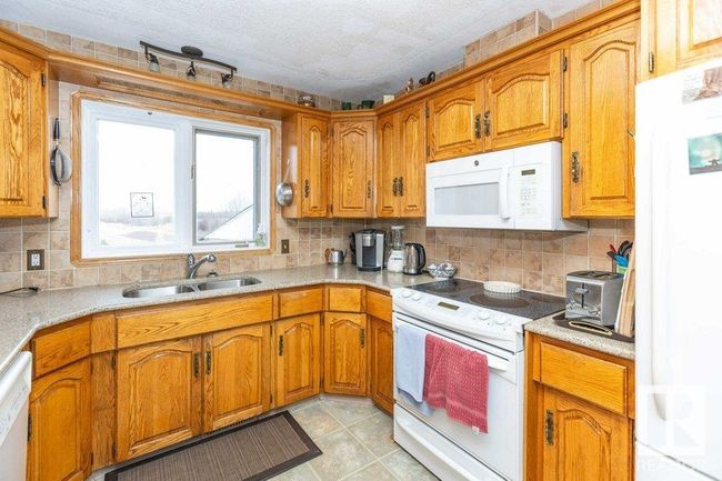 240048 Township Road 630, House other with 6 bedrooms, 4 bathrooms and null parking in Rochester AB | Image 18