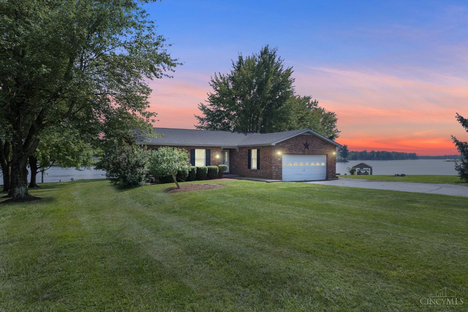 Waynoka Dr, Lake Waynoka, OH 45171
