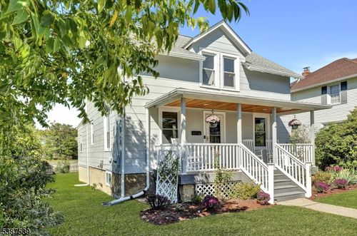 101 Youmans Ave, Washington, NJ, 07882-1807 | Card Image